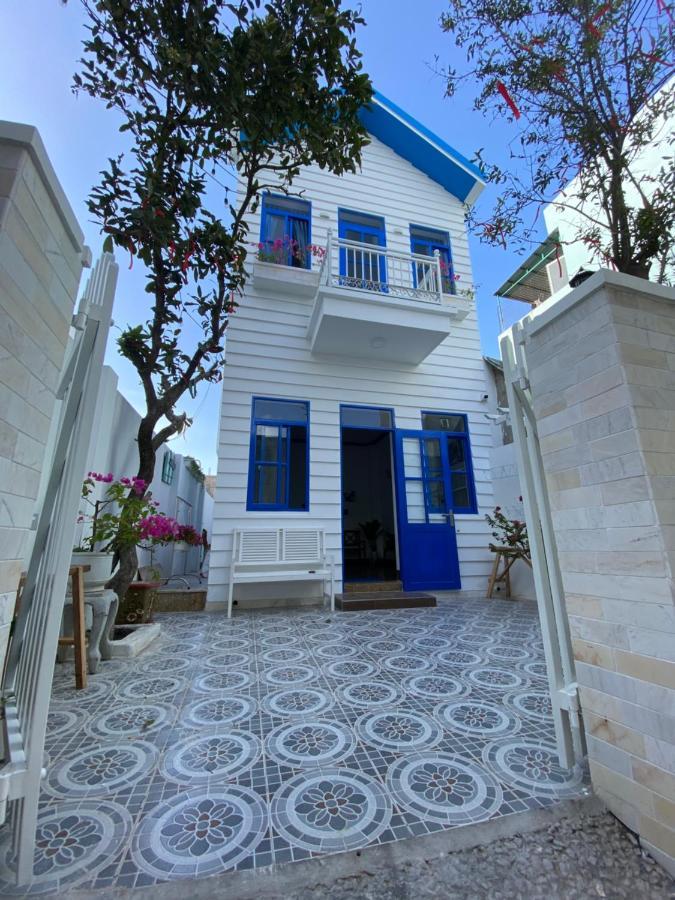 Cat Homestay Куинён Экстерьер фото